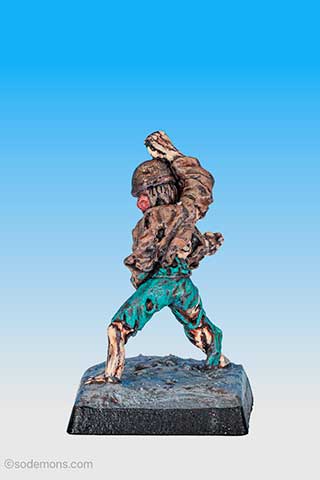 FTZ2 Zombie attacking widly